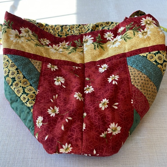 Beautiful Handmade Quilted Large Tote, Made in New Hampshire, Gently Used - Picture 6 of 10